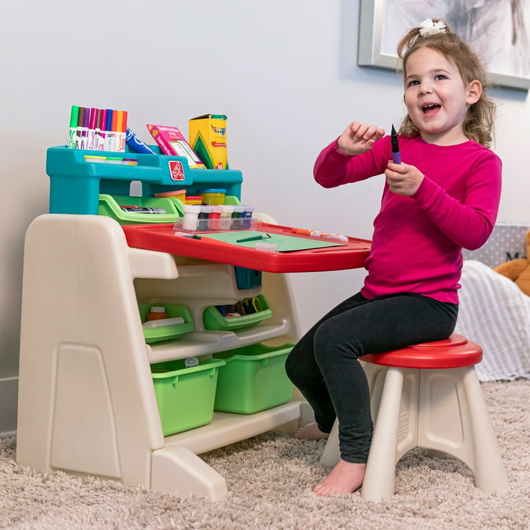 Step2 Flip & Doodle Toddler Easel and Plastic Kid Art and Craft