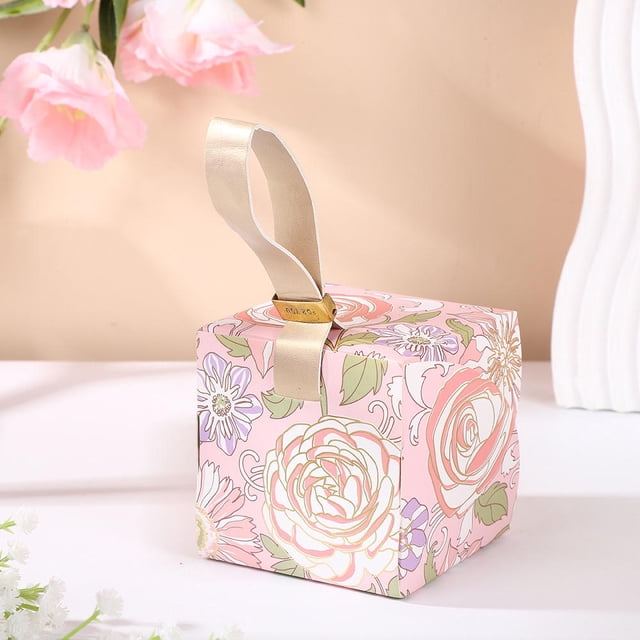 Wedding Candy Box Gold Embossed Rose Print Gift Boxes with Handheld Portable Chocolate Dessert Paper Bag Wedding Favours Packaging Case