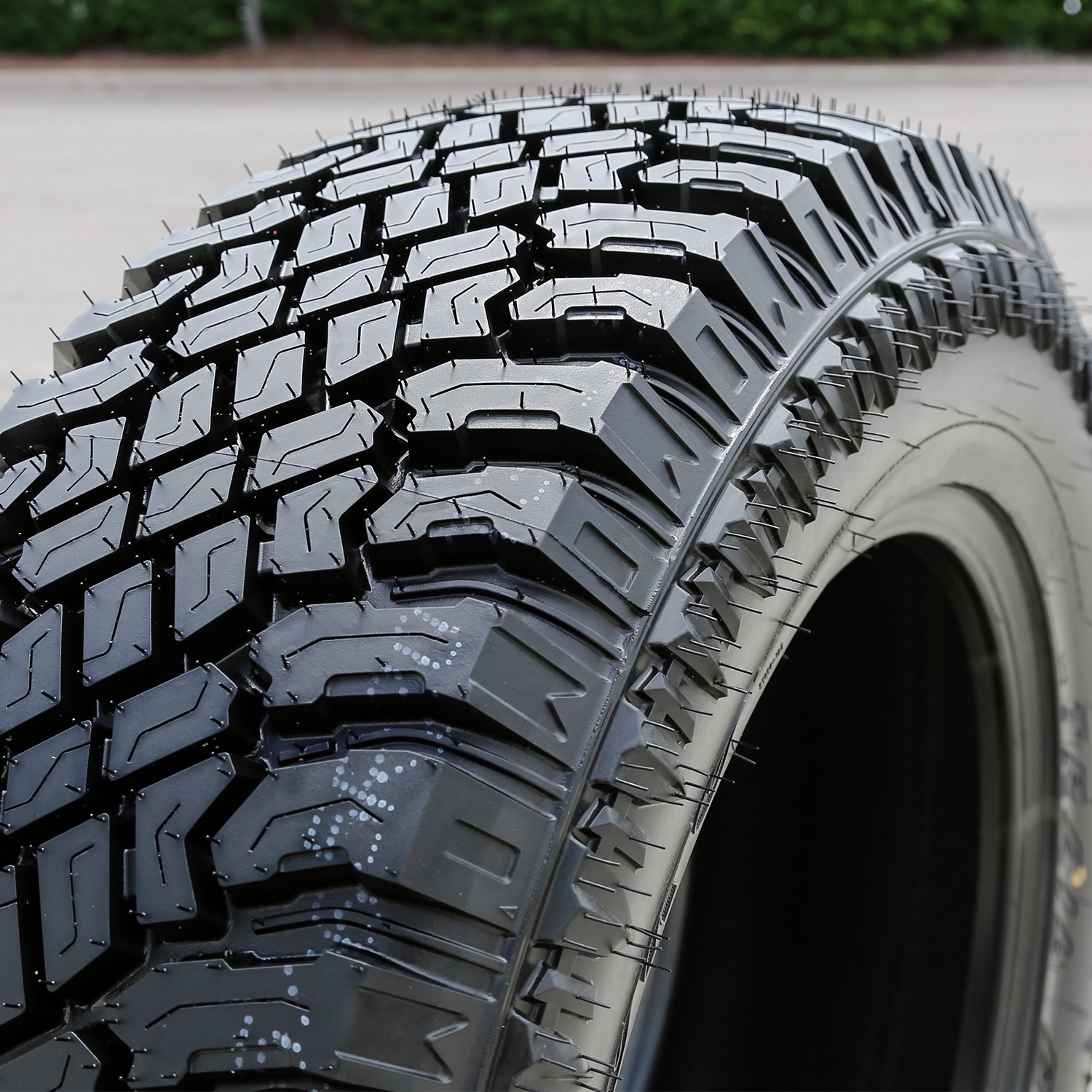 Set of 4 (FOUR) Atturo Trail Blade X/T 275/45R22 112H XL AT A/T All Terrain Tires Fits: 2021 Land Rover Defender 90 X-Dynamic S - image 3 of 10