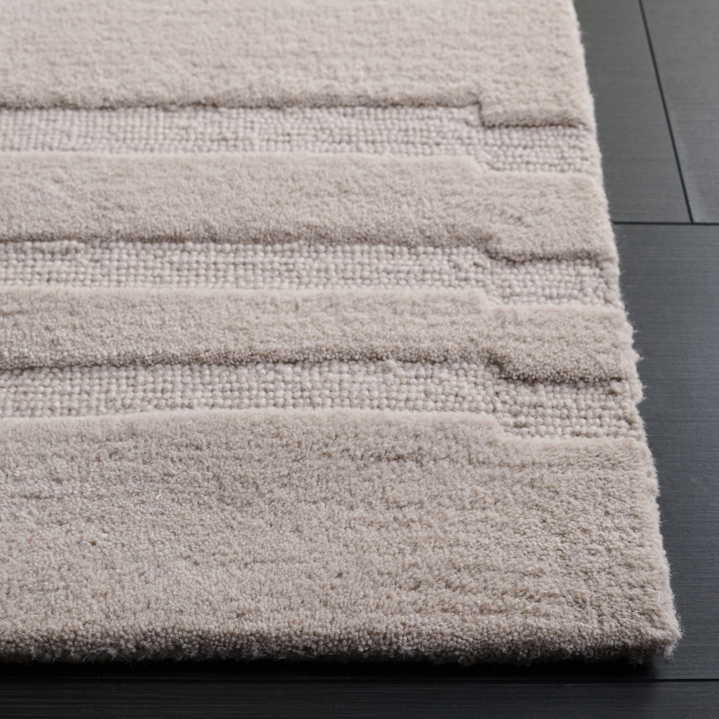 SAFAVIEH Chatham Emory Solid Area Rug, Beige, 6' x 9'