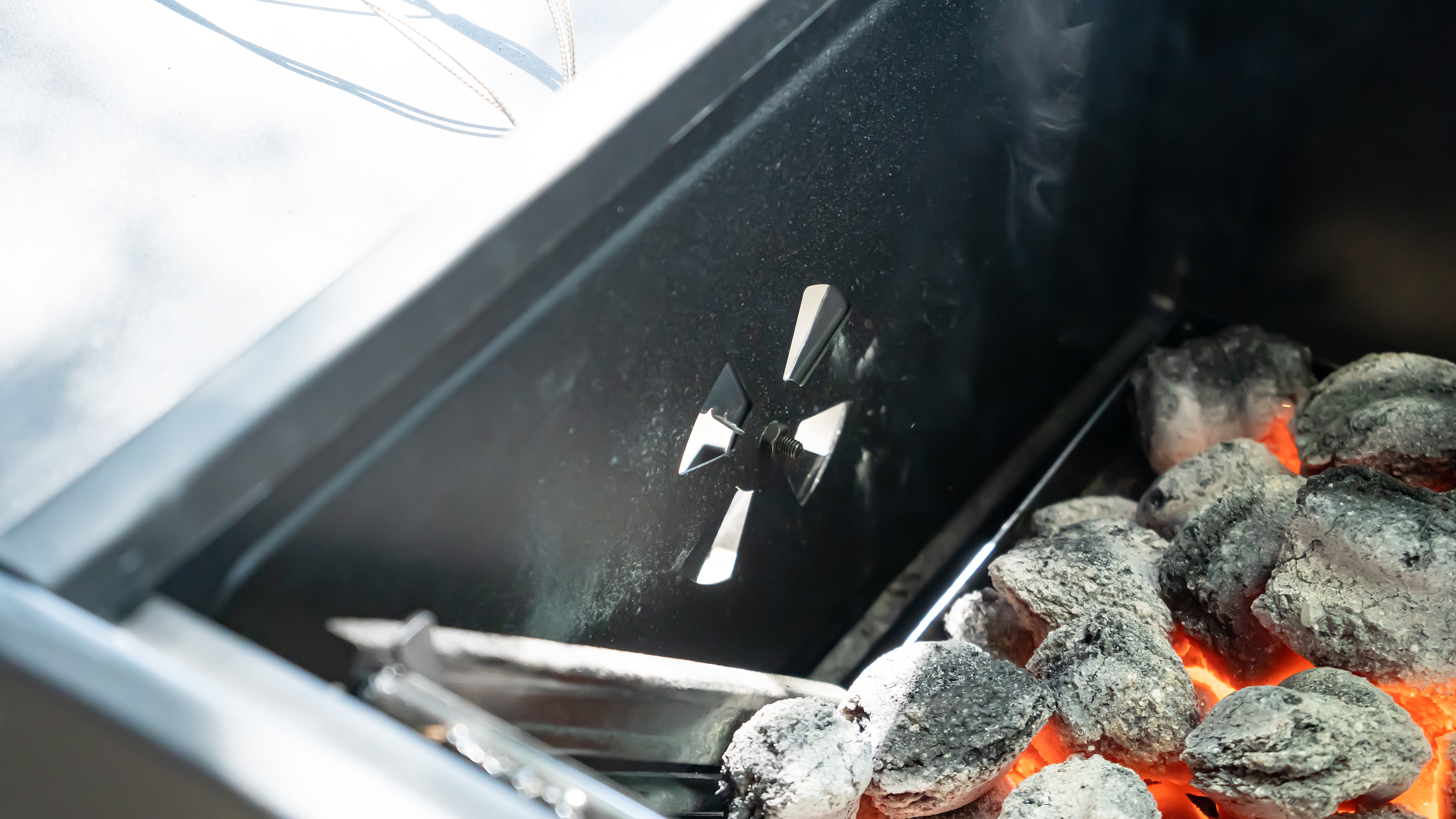 Kenmore 32inch Smart Charcoal Grill with Bluetooth Meat Thermometer