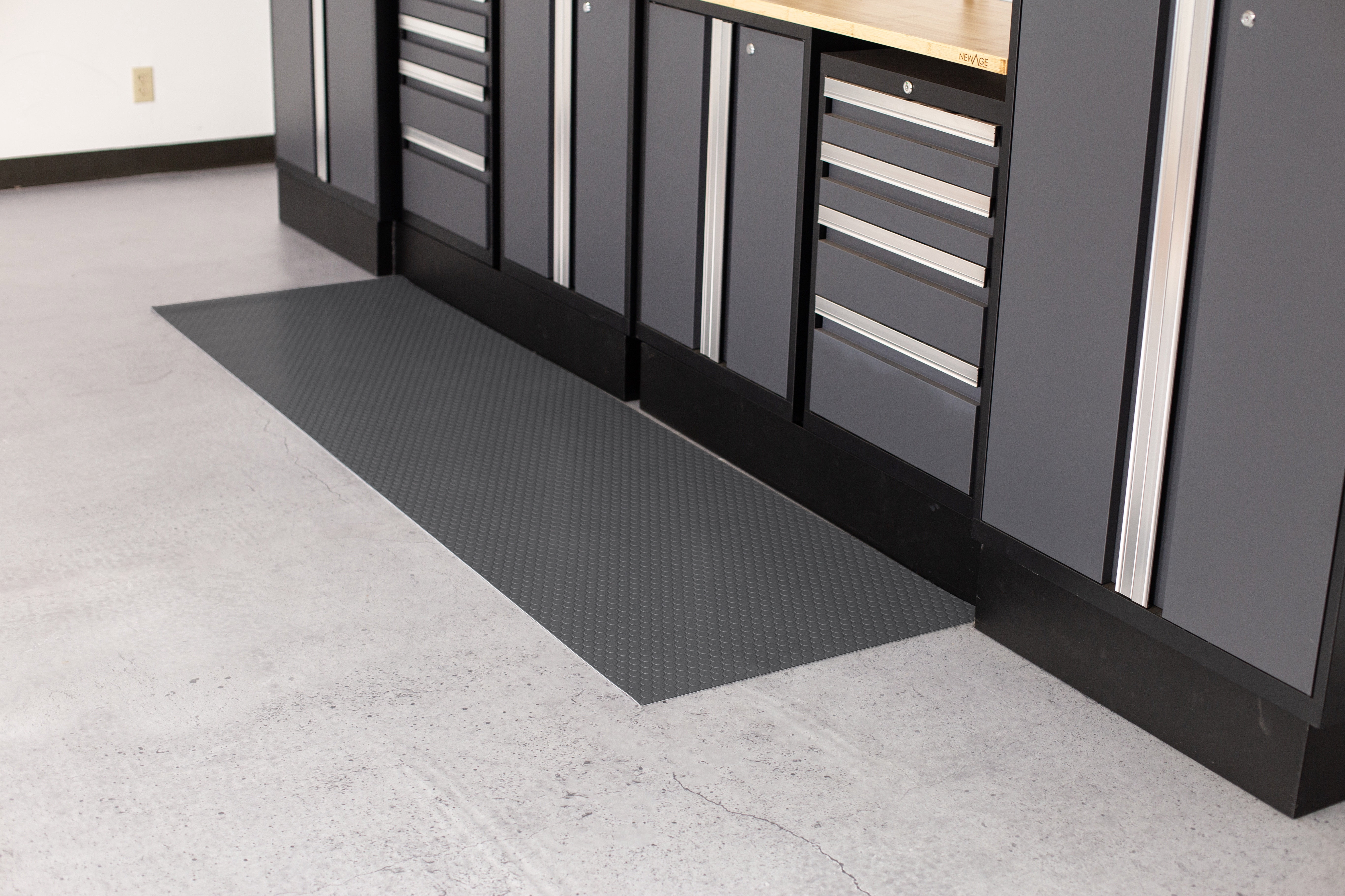 G-Floor 27 in. Wide Small Coin Vinyl Performance Garage Runner