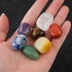 thumbnail image 3 of 7 piedras preciosas de chakra, piedras de cristal naturales, meditación espiritual, energía curativa Abanopi Adorno de chakra, 3 of 5