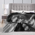 thumbnail image 4 of Couverture en Molleton Matt Acteur Bomer Chaude Douce Couverture Réversible en Microfibre Confortable Toutes Saisons, 4 of 5