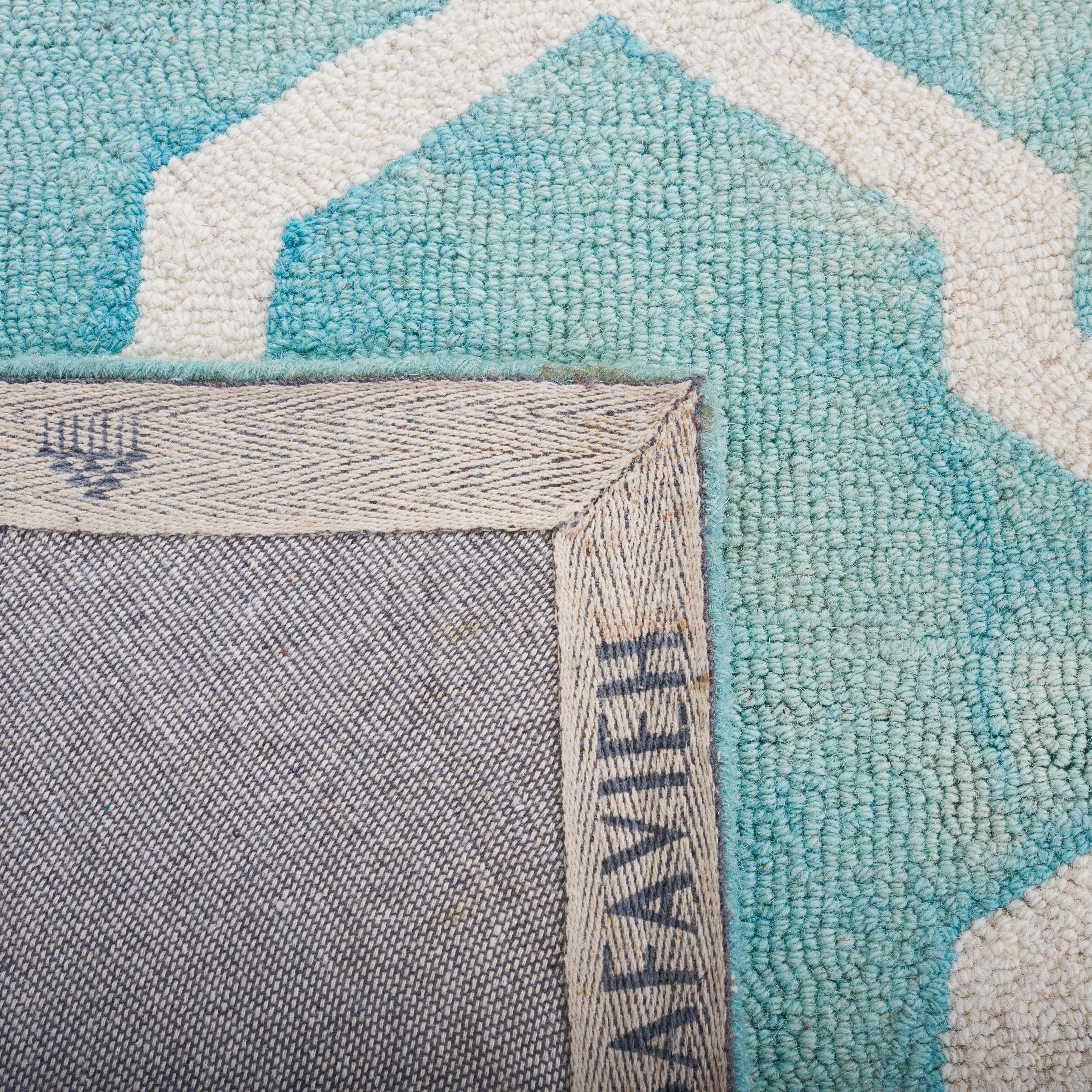Safavieh Dip Dye Altan Distressed Wool Area Rug, Turquoise/Ivory, 7' x 7' Round