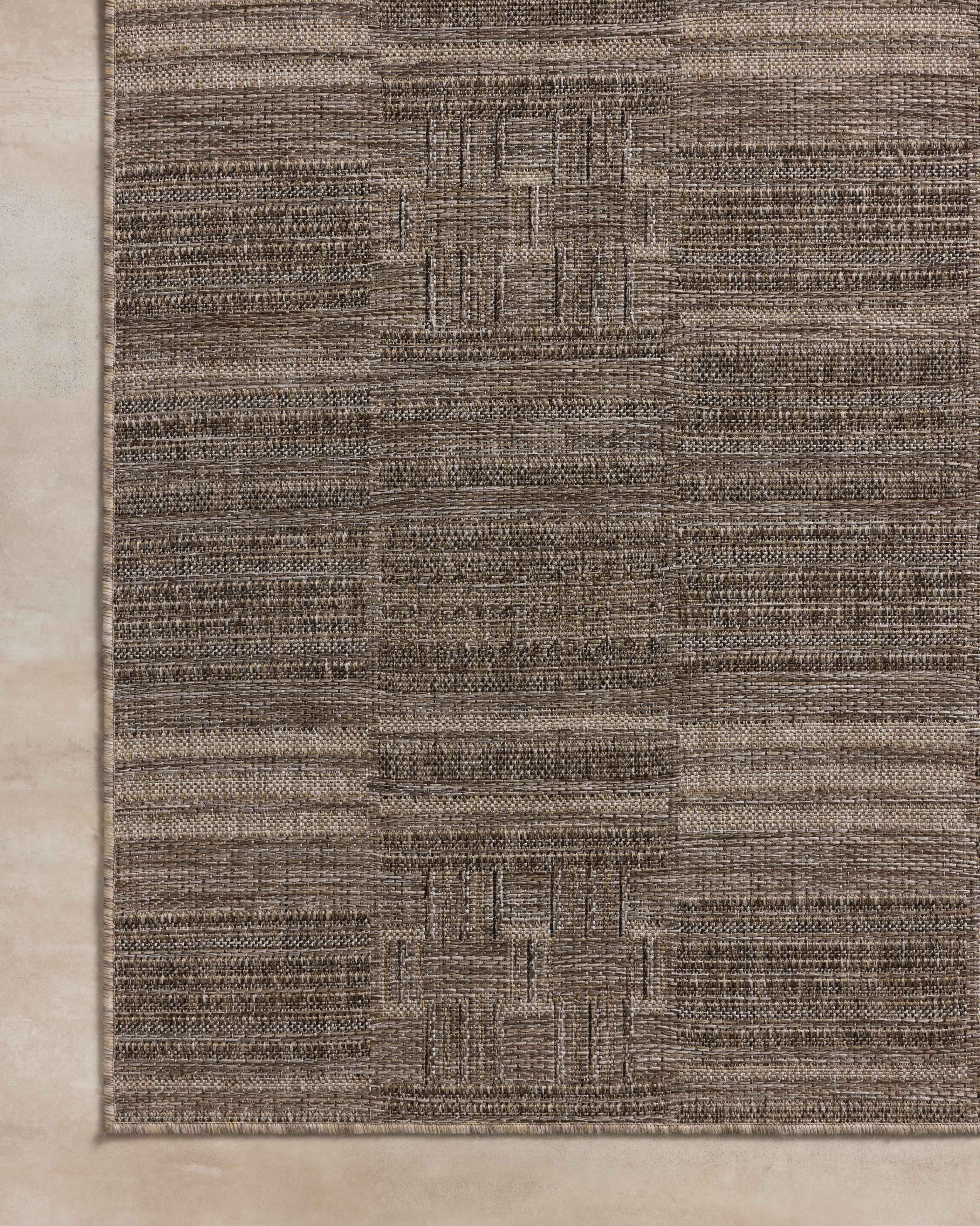 Loloi Birch Natural / Beige 6'-7" x 9'-4" Indoor/Outdoor Area Rug