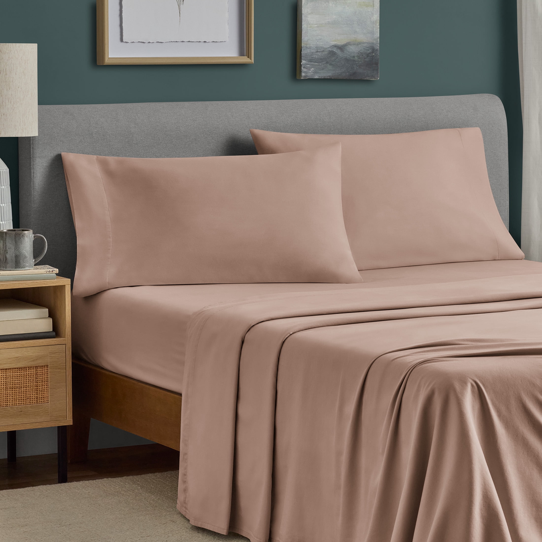 Mainstays 100% Cotton Dreamy Soft 4-Piece Bed Sheet Set, 220 Thread Count Brushed and Washed Sateen, Deep Pocket, King, Teddy Bear Brown