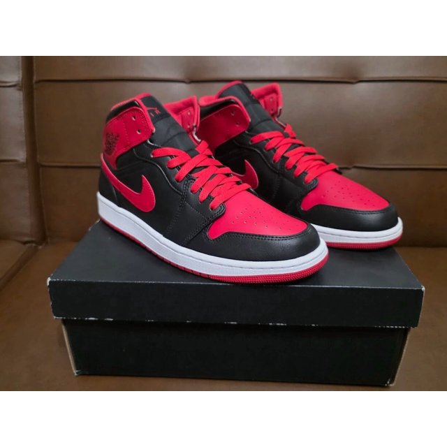Ni - ke Air Jordan 1 Retro Mid 'Alternate Bred' - Sz 10 (DQ8426-060)