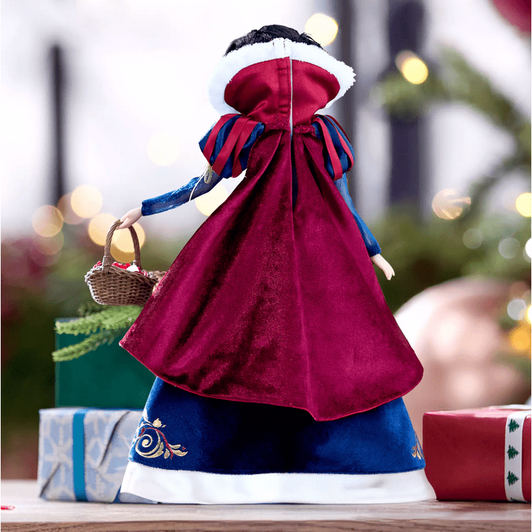 Disney Parks Snow White 2025 Holiday Special Edition Doll New
