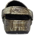 thumbnail image 2 of Zueco Crocs Classic Realtree Unisex Multi APX para 5 hombres/7 mujeres, 2 of 7