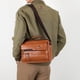 thumbnail image 2 of Bandolera vintage de piel sintética para hombre 29x7x20cm, 2 of 2