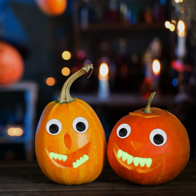 11-Pcs Glow-in-the-Dark Teeth & Wiggly Eye Pumpkin Decorating Kit ...