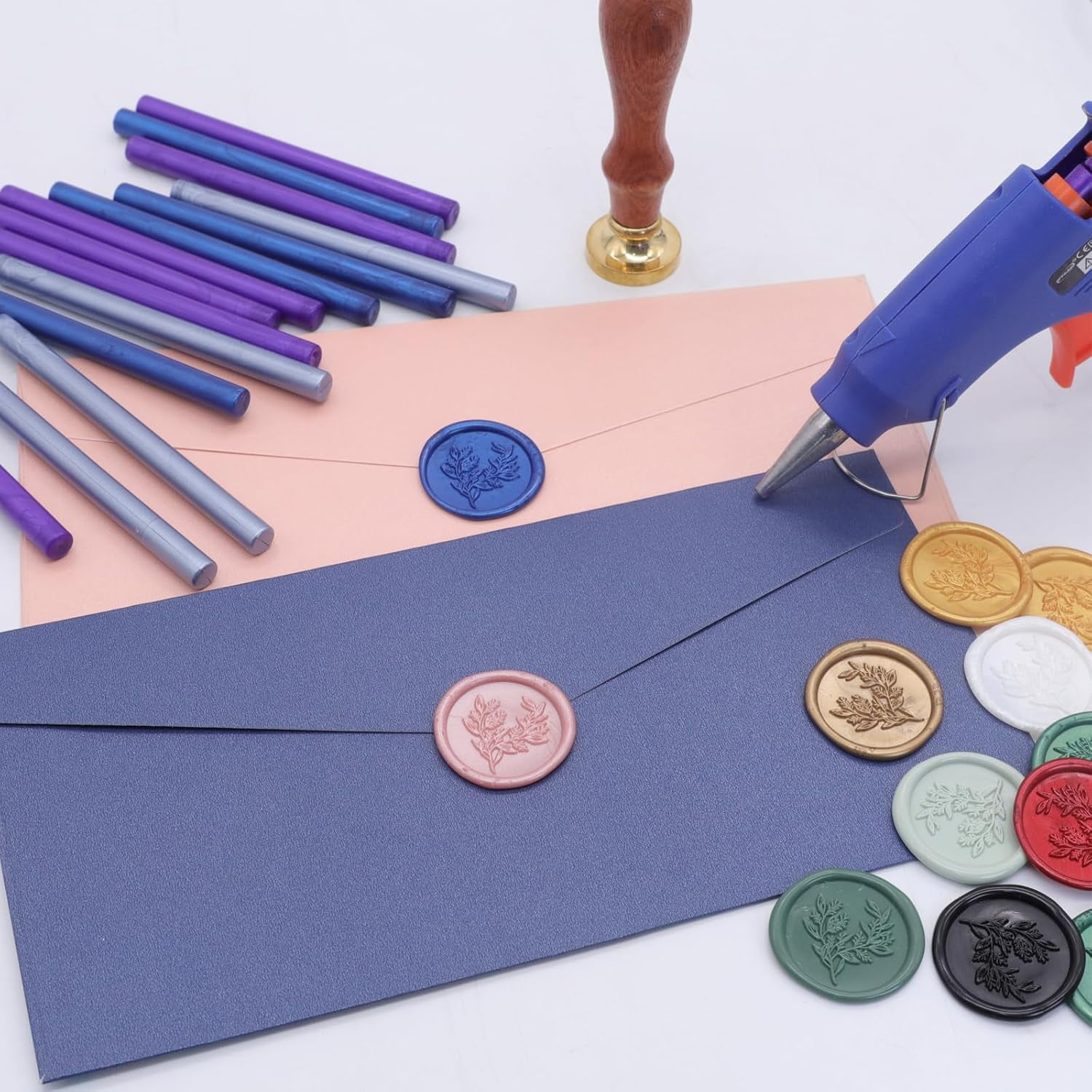 30 Pcs Wax Seal Sticks Mixed Colors, General Glue Gun Sealing Wax Sticks for Wax Seal Stamp, Mini Wax Seal Glue Gun Sticks Gold Green Red Black Assorted Colors for Envelope Seal Craft (15 Colors)