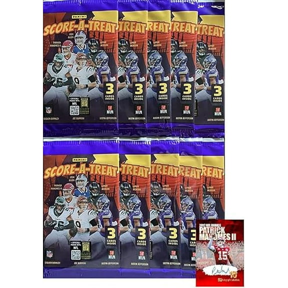 2025 SCORE A TREAT Football Card 10 Packs, 30 Cards - Exclusive Halloween Parallels - Plus Mahomes Card-Sized Print