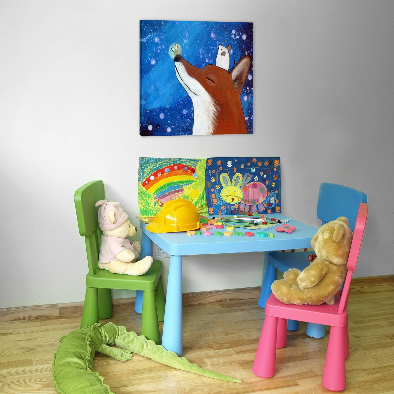 Marmont Hill Firefly on Nose Wall Art