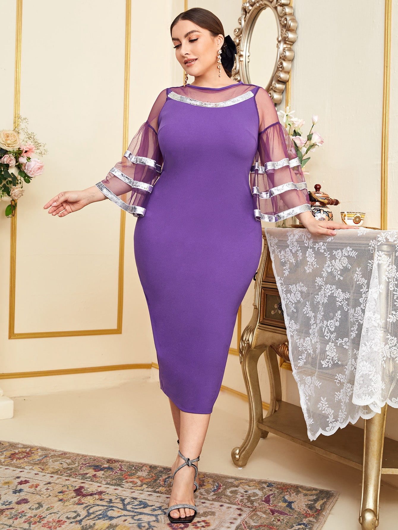 Women's Lantern Sleeve Sweetheart Neck 