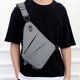 thumbnail image 2 of Bandolera J-one Casual para hombre en tela Oxford gris tamaño 24 x 30 x 2 cm, 2 of 5