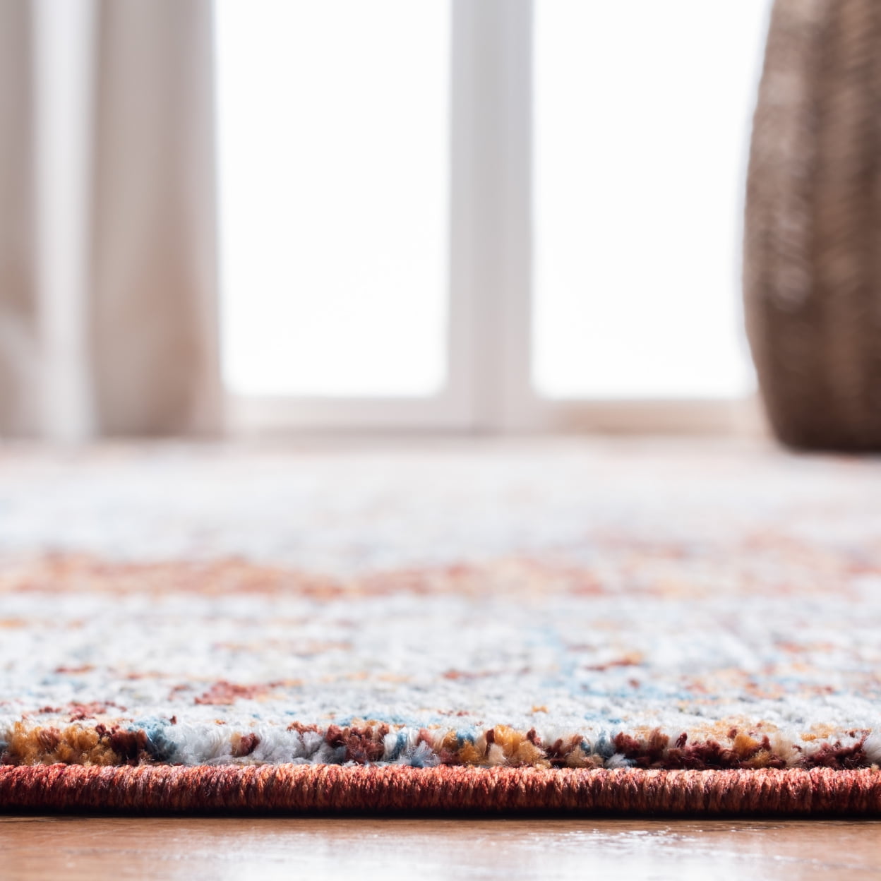 SAFAVIEH Limitee Abigail Medallion Runner Rug, Beige/Rust, 2' x 10'