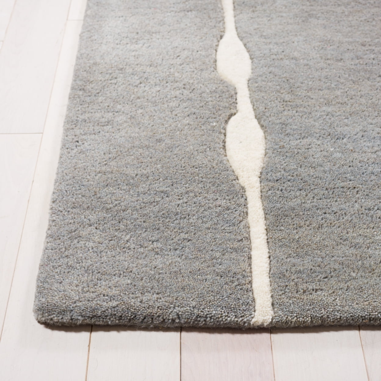 SAFAVIEH Soho Caleb Striped Wool Area Rug, Blue/Multi, 5' x 8'