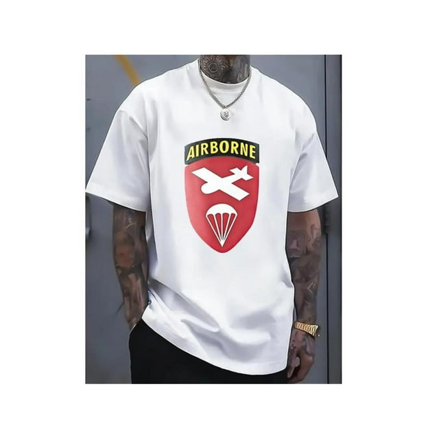 T-Shirt Inspiré de la Division Aéroportée pour Hommes - Vert Décontracté avec Emblème Rouge et Jaune, Manches Courtes, Mélange Polyester et Spandex, Col Rond - Haut d'Été Léger pour Adultes, Hommes, Femmes, Adolescents