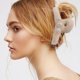 thumbnail image 2 of Xihbxyly Pinza para El Cabello con Perla Grande, Accesorio Elegante y Ligero, Diseño Suave y Cómodo, Versátil para Uso Diario, Fiestas y Eventos, Perfecta para Mujeres, Solución Elegante para Peinar, 2 of 7