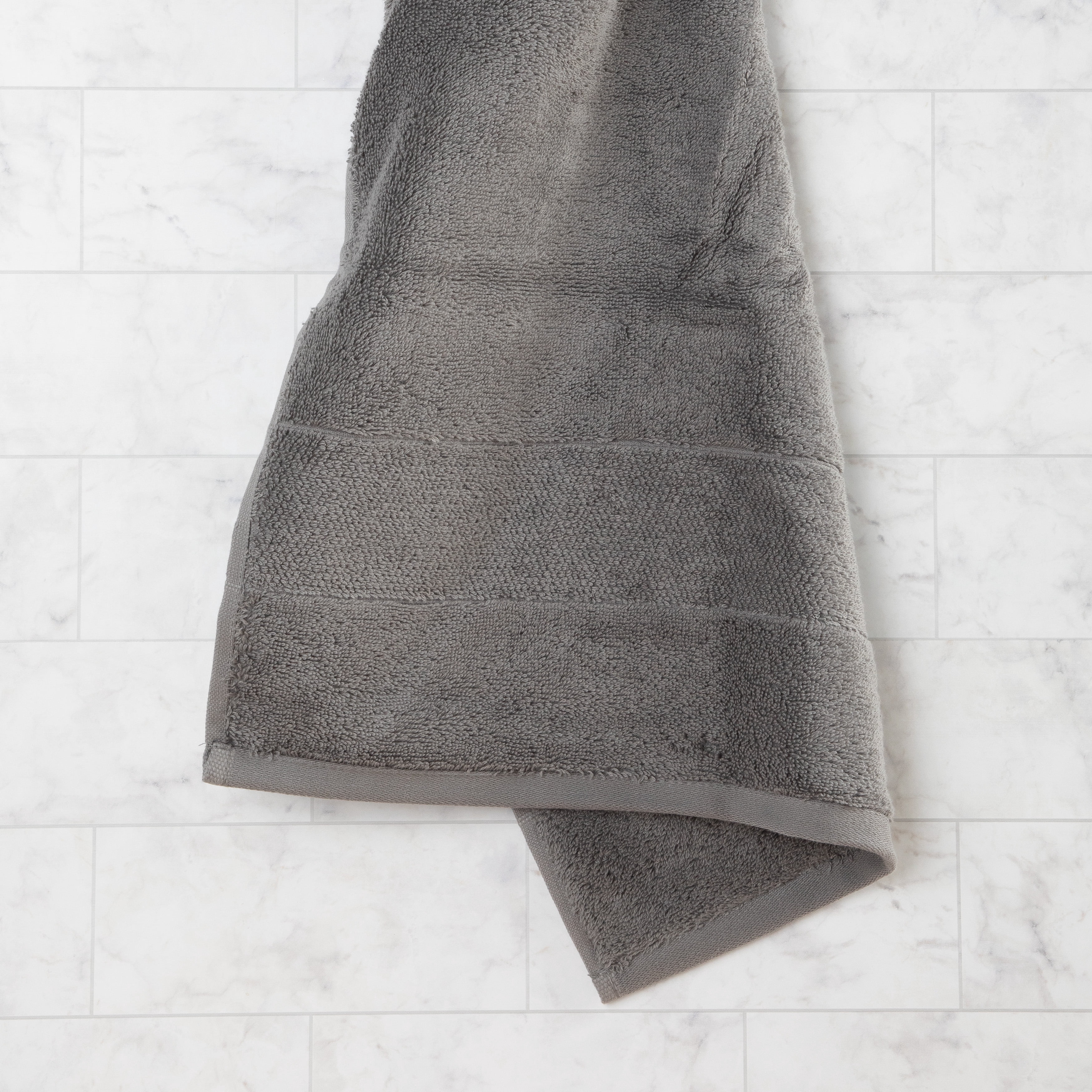Aston & Arden Turkish Cotton Hand Towels (4-Pack), Thick 600 GSM, 18x32 in., Ultra Soft and Plush, Solid Charcoal Grey