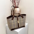 thumbnail image 1 of Bolso retro de pata de gallo de gran capacidad para mujer, nuevo estilo 2025, moderno bolso de viaje versátil para otoño e invierno, bolso de hombro estilo coreano, 1 of 5