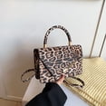 thumbnail image 2 of Bolso de hombro con estampado de leopardo versátil y de nicho, nuevo estilo 2025, moderno y sencillo, tipo bandolera con cadena y personalidad., 2 of 5