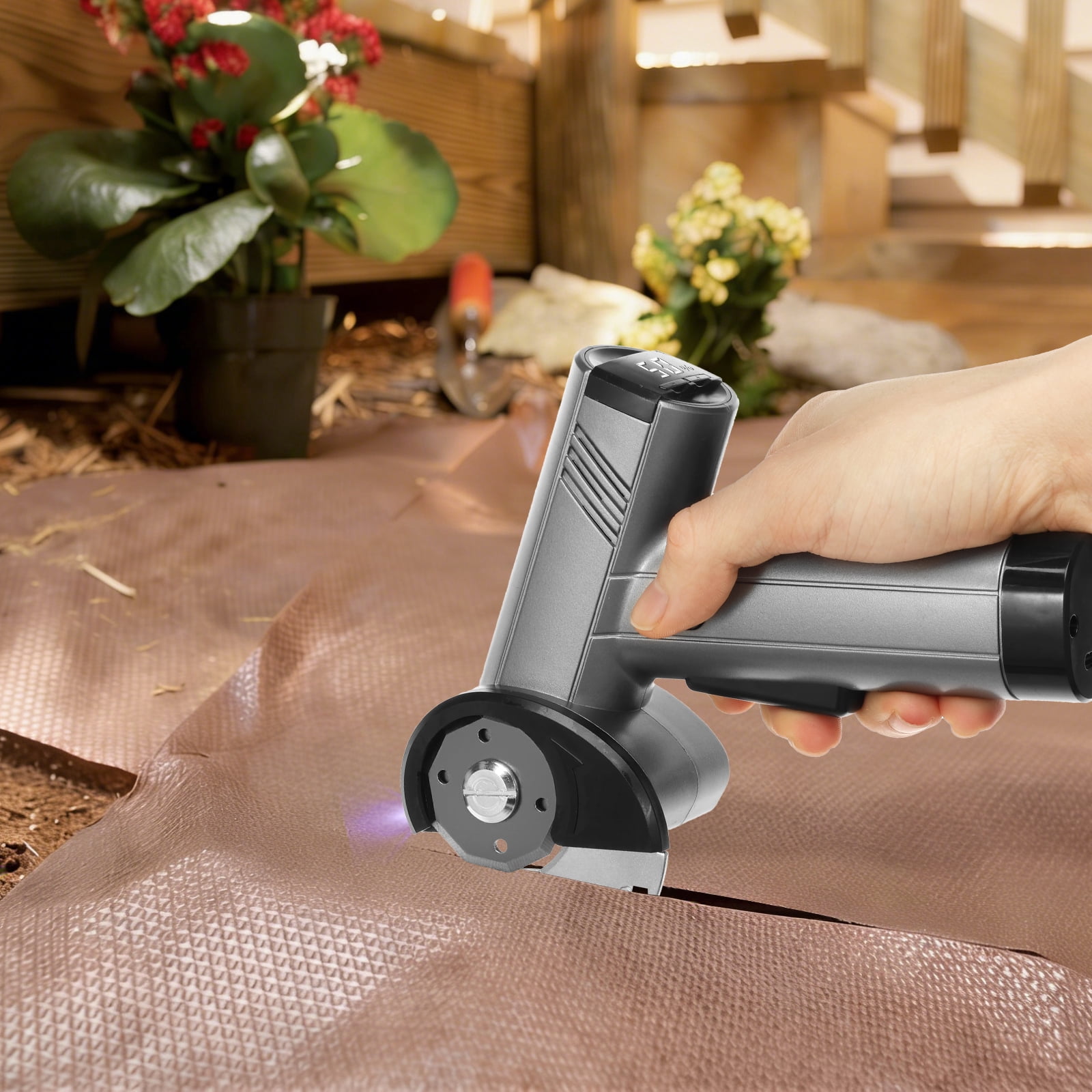 High Cutting Performance Cordless Electric Scissor Safety Protection Rechargeable Cardboard Box Cutter Lightweight Power Rotary Cutter for Carpet Leather Cardboard,Silvery
