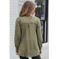 thumbnail image 2 of ABPHQTO Top holgado con bolsillos y cuello partido de punto gofrado verde para mujer, 2 of 5