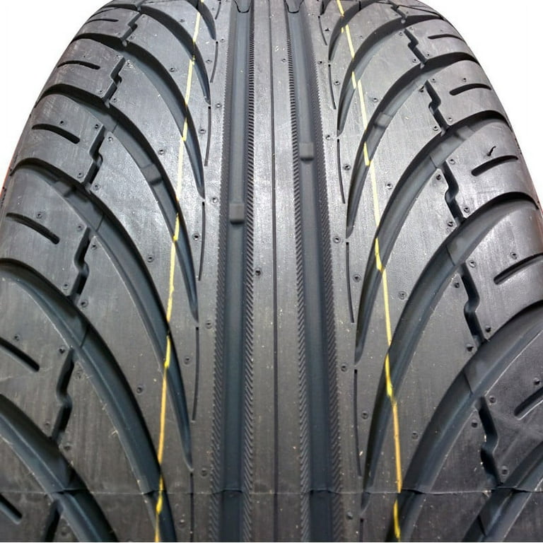4 Lionhart LH-Four 235/45R17 97W XL All Season Traction High
