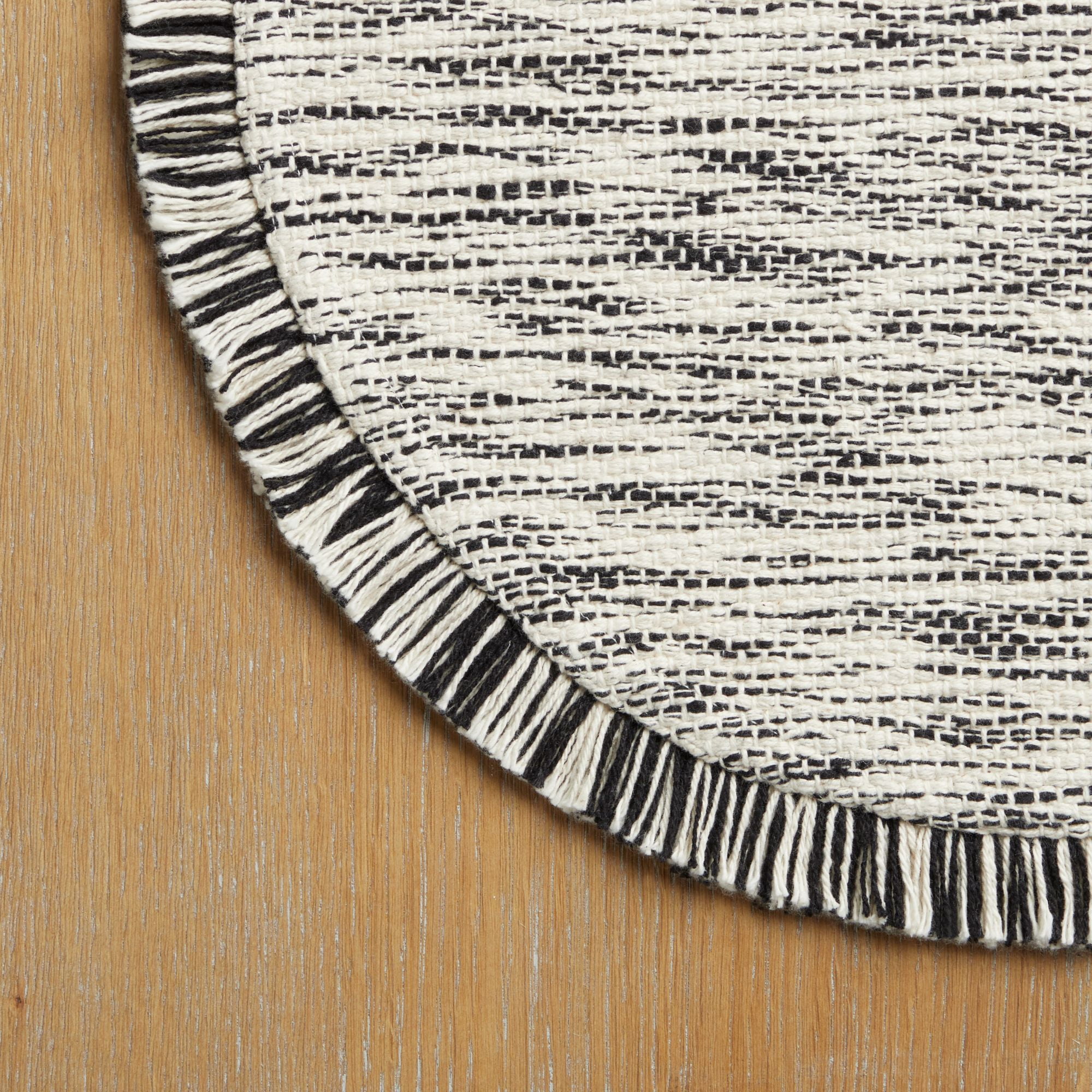 Mainstays Stripe Fringe Fabric Placemat, Black, 17