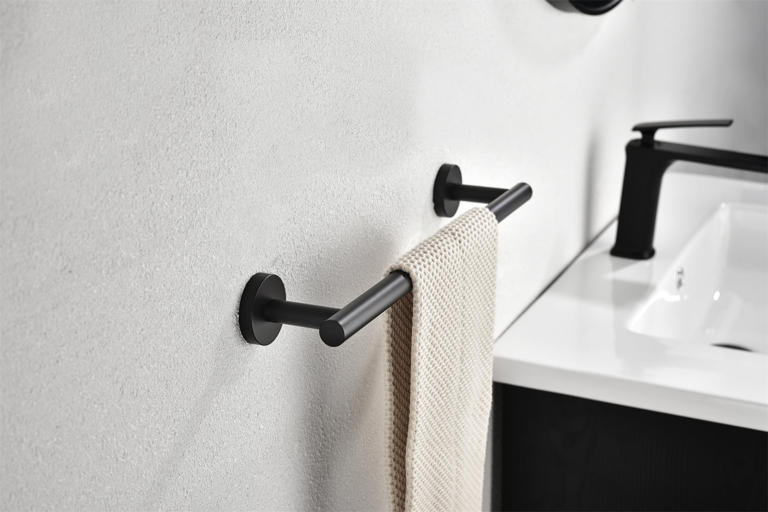 Dyiom Matte Black Towel Racks for Bathroom, 2-Piece Bathroom Hardware Set, Adjustable15 to 27inch Bathroom Single Towel Bar