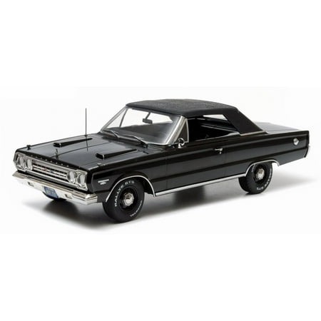 1967 Plymouth Gtx Convertible (1967 Plymouth Belvedere GTX Convertible, Black - Greenlight 19007 - 1/18 scale Diecast Model Toy)