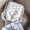 thumbnail image 4 of Sac Fourre-Tout pour Femmes Mode Sac à Bandoulière en Filet Creux avec Poignée Intérieure, 4 of 6