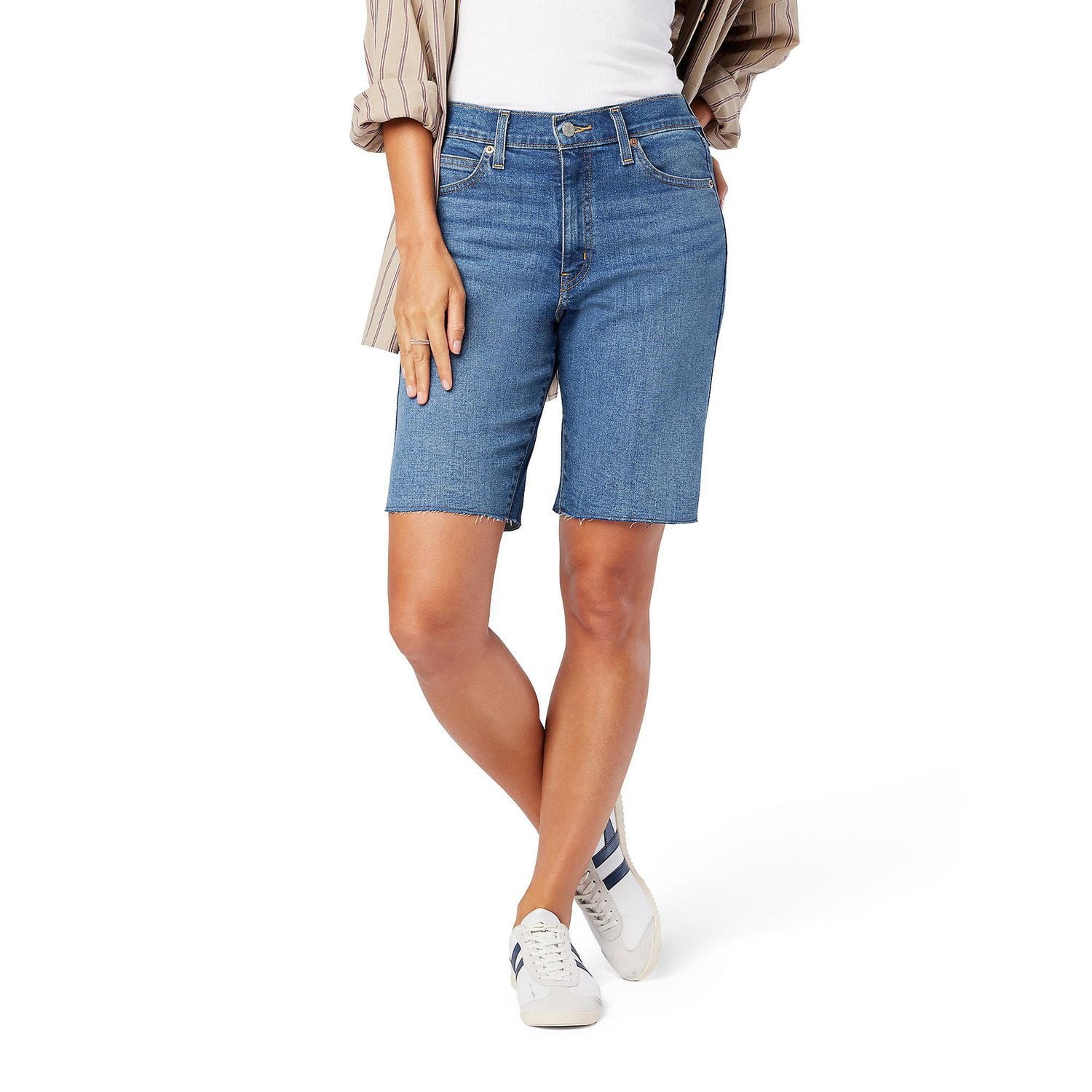 Levi Strauss Signature.™ Women’s Heritage High-Rise Bermuda Shorts