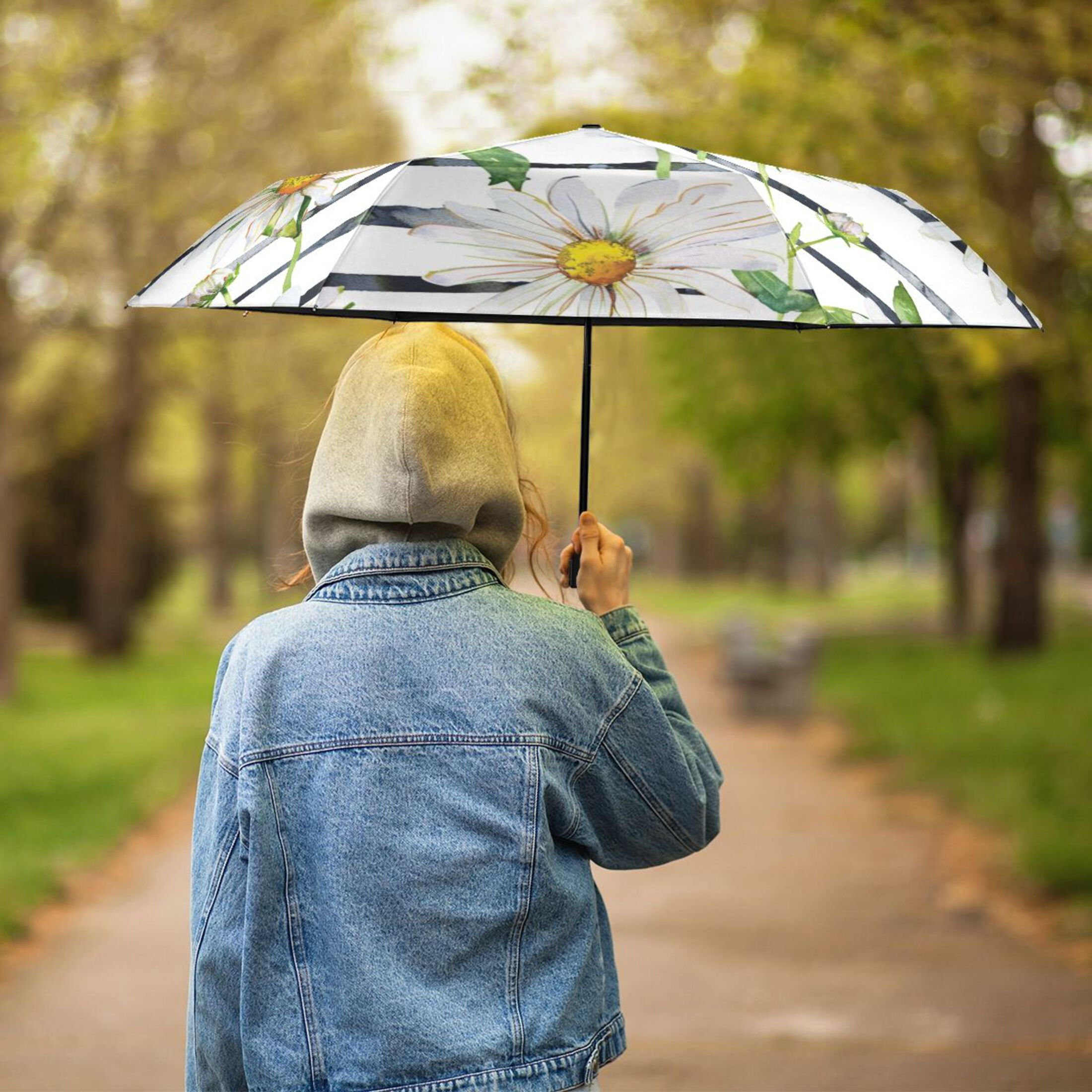 Daisy Flower on Black White Stripes Compact Sun Umbrella Windproof Travel Umbrellas for Rain Strong Portable UV Protection