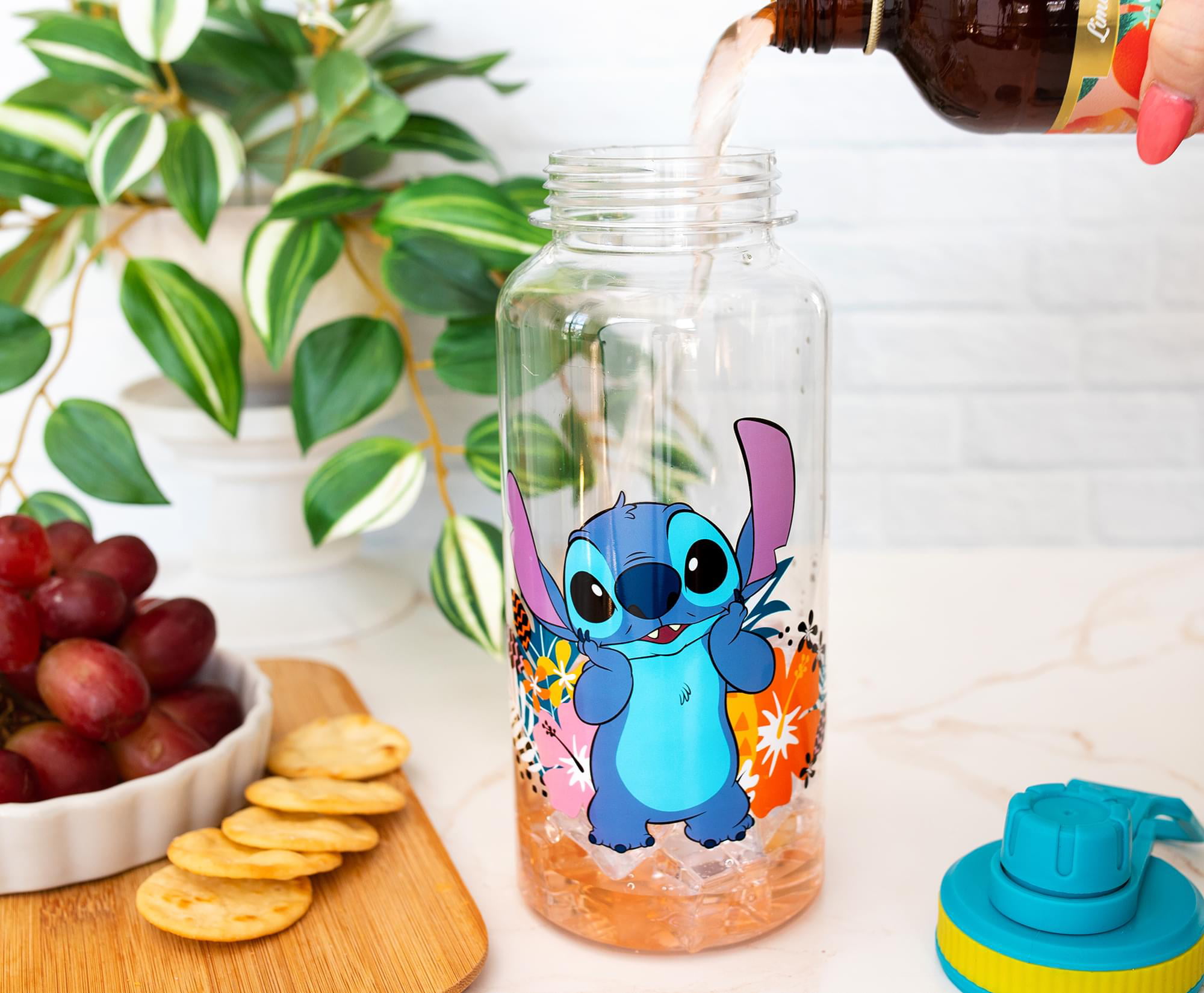 Lilo & Stitch 838122 25 oz Disney Hula Water Bottle with Silicone Handle