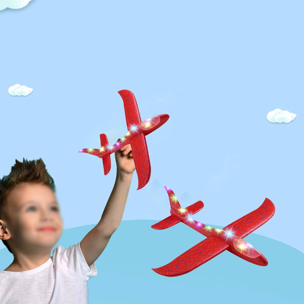 hand throwing plane