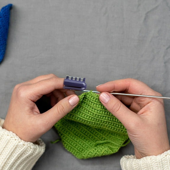 LEORX 2PCS Simple Yarn Guide Finger Holder Prevent Tangling For Knitting Supplies Random Plastic