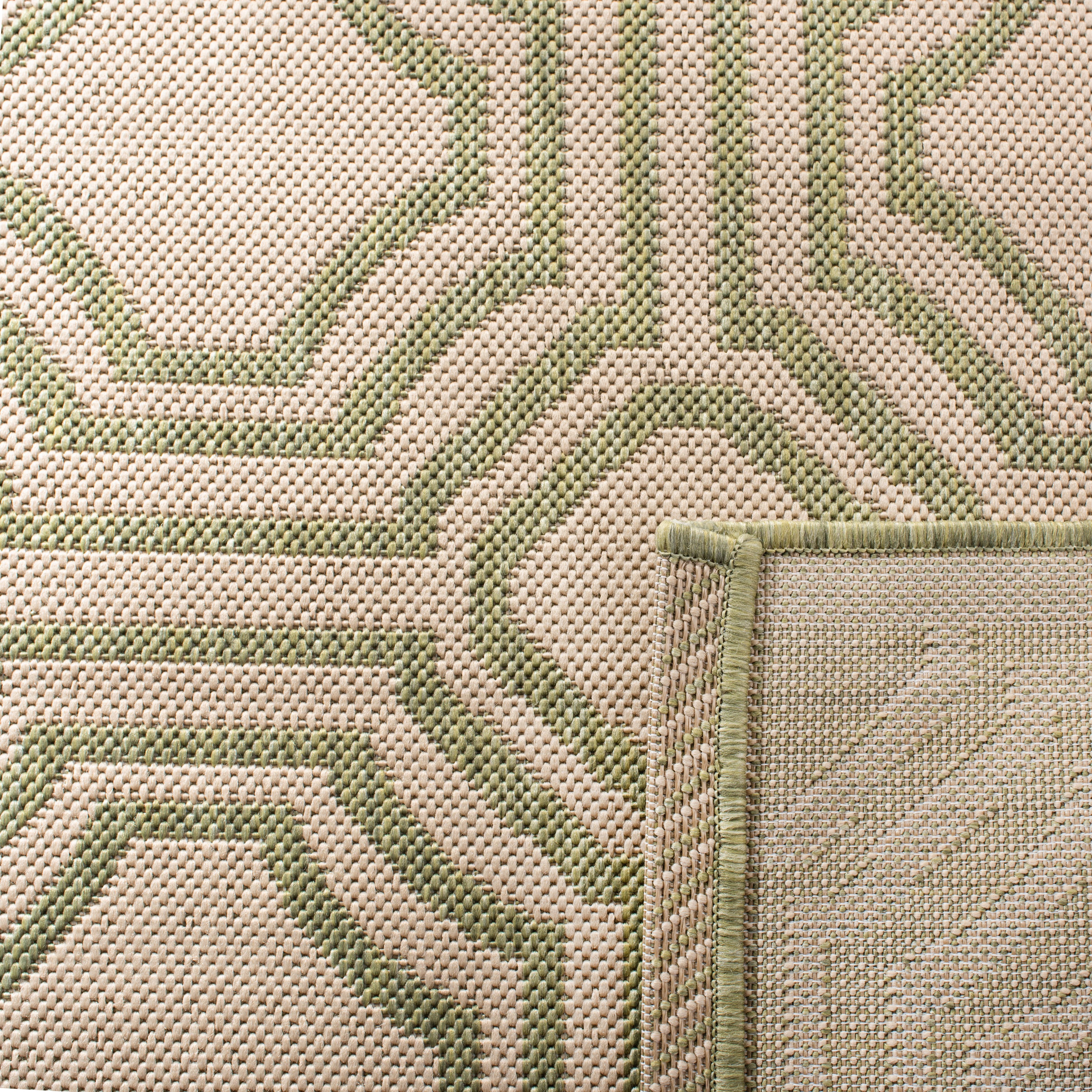 Safavieh Courtyard Brooklyn Geometric Indoor/Outdoor Runner Rug, Beige/Sweet Pea, 2'3" x 6'7"