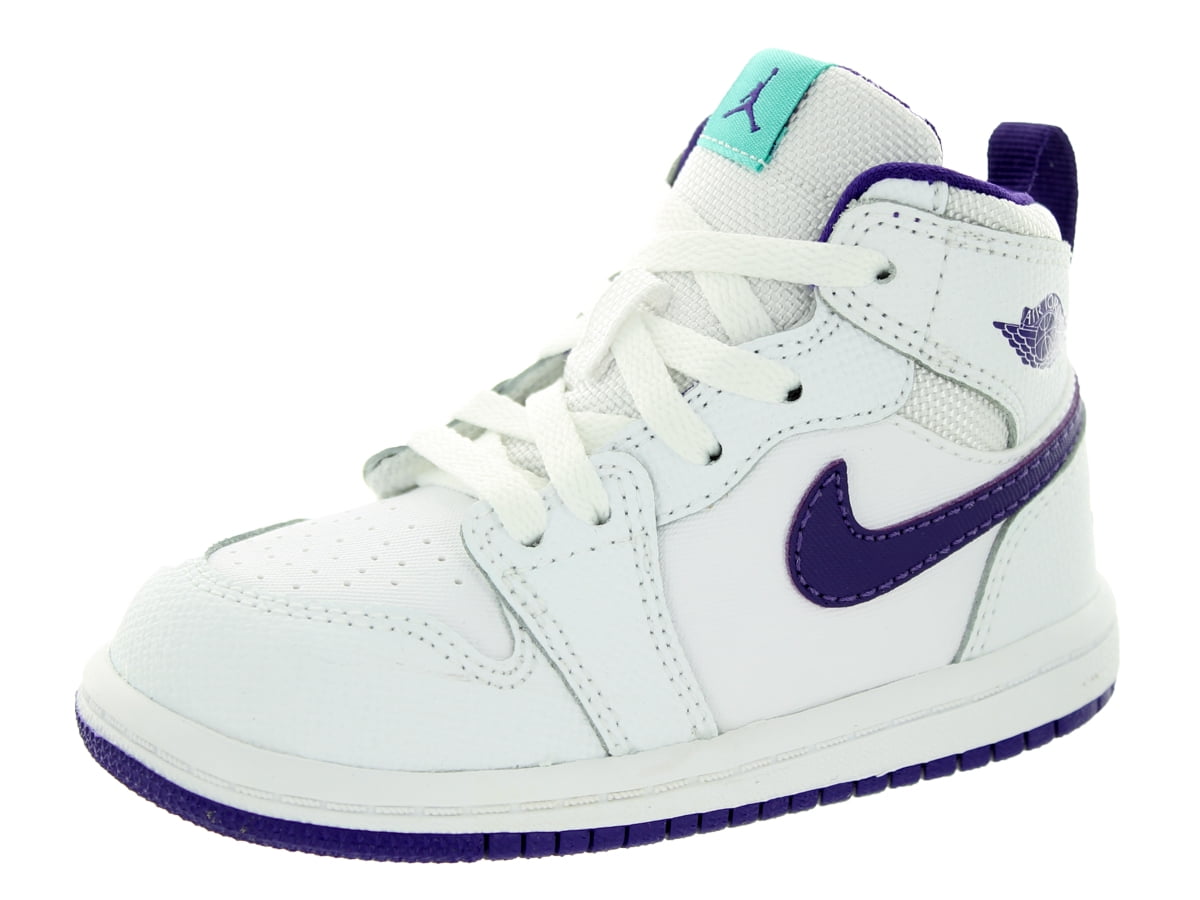 what stores sell jordan 1