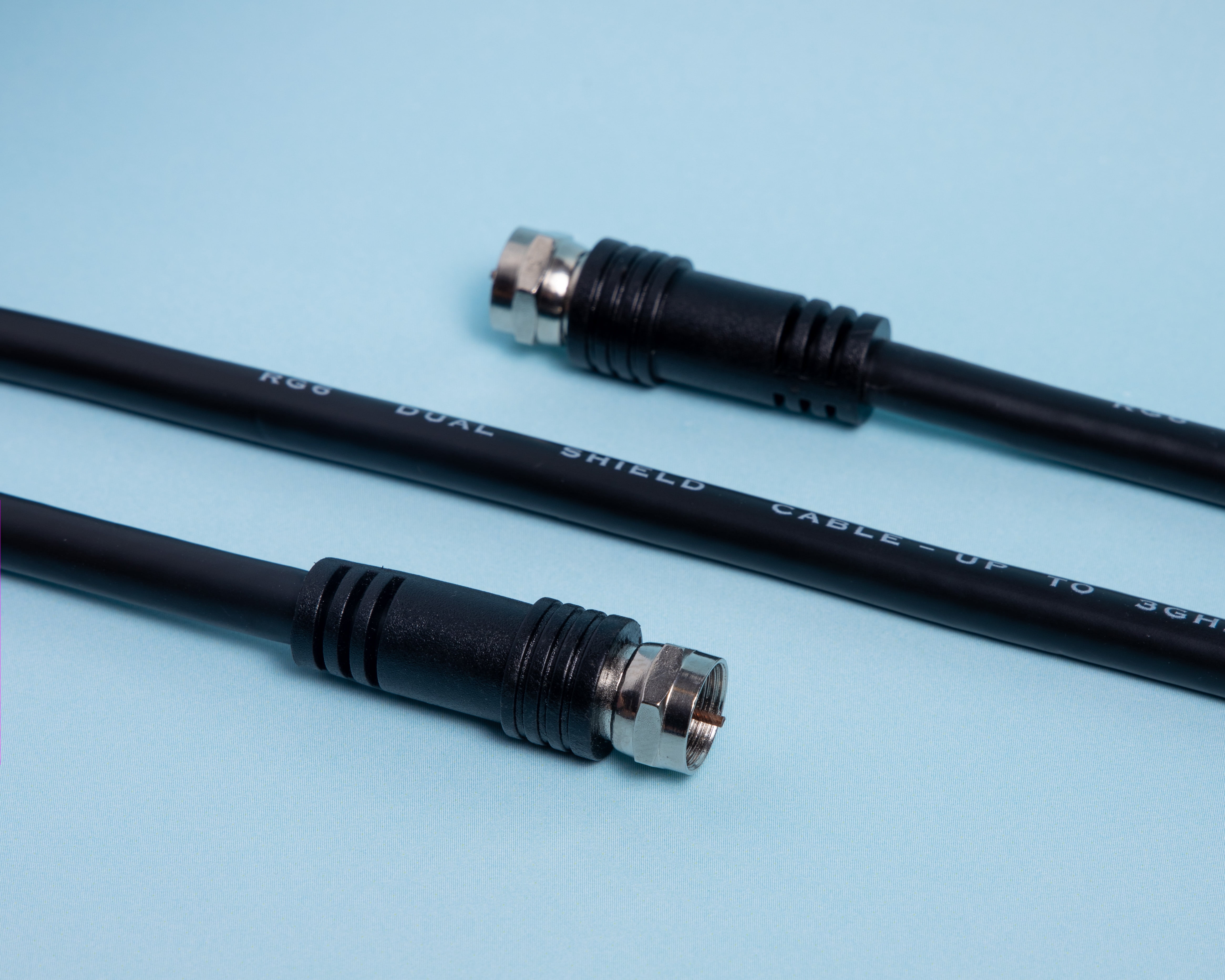 onn. 25' RG6 Dual-Shield Coaxial Cable, Black - Walmart.com