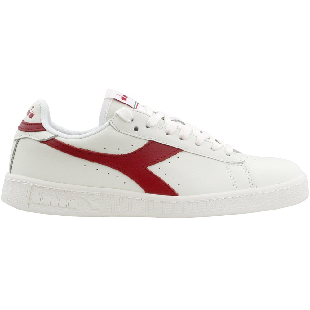 a diadora