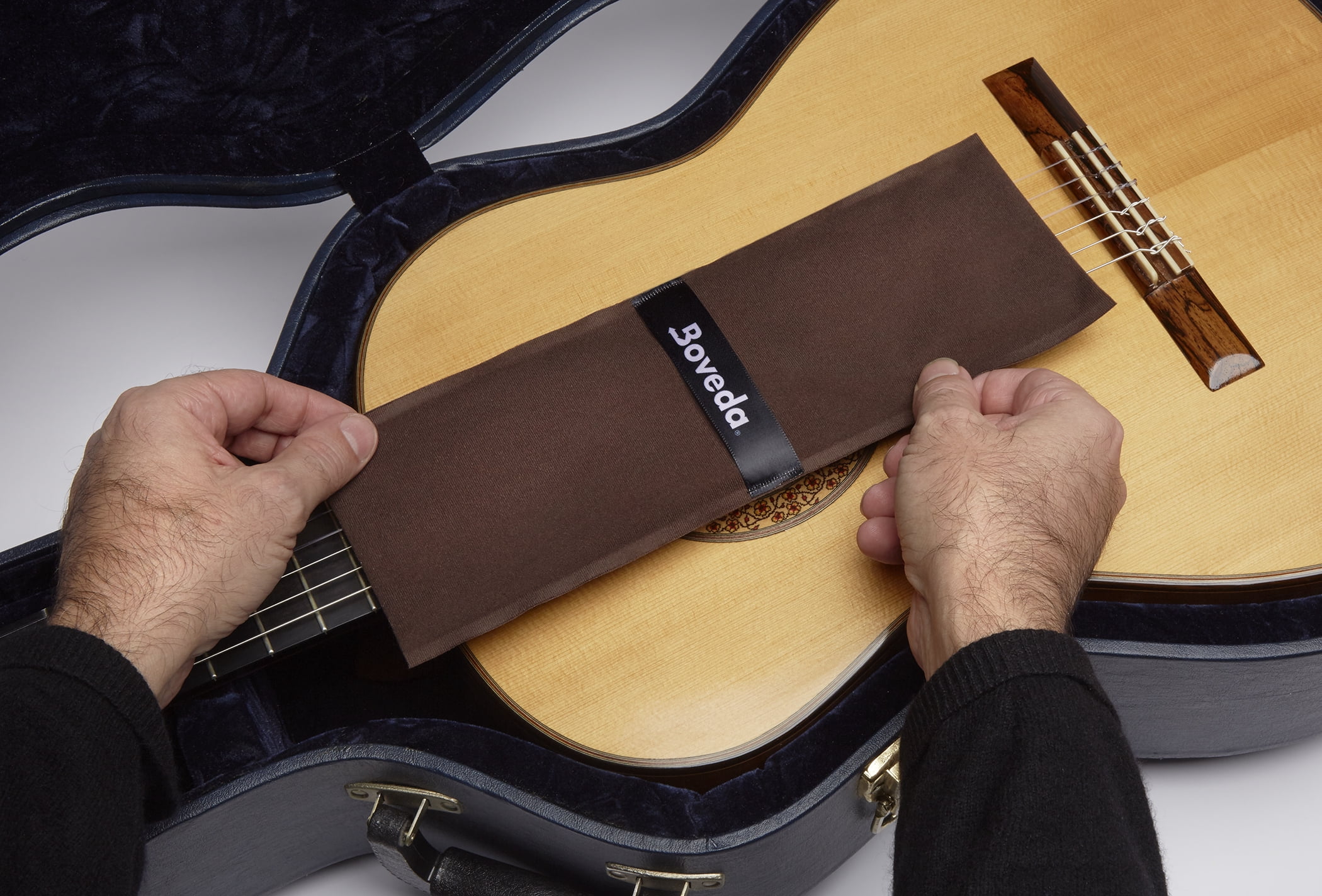 Boveda Music Large Starter Kit – (3) 49% RH for Guitars & Wooden Instruments – Humidity Control