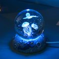 thumbnail image 4 of Bola de cristal tallada en 3D, luz nocturna, enchufe USB, adorno de iluminación (medusas) Tmvgtek Para estrenar, 4 of 6