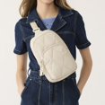 thumbnail image 4 of Mochila Sling Vera Bradley Featherweight Lorman Nylon Repelente al Agua, 4 of 5