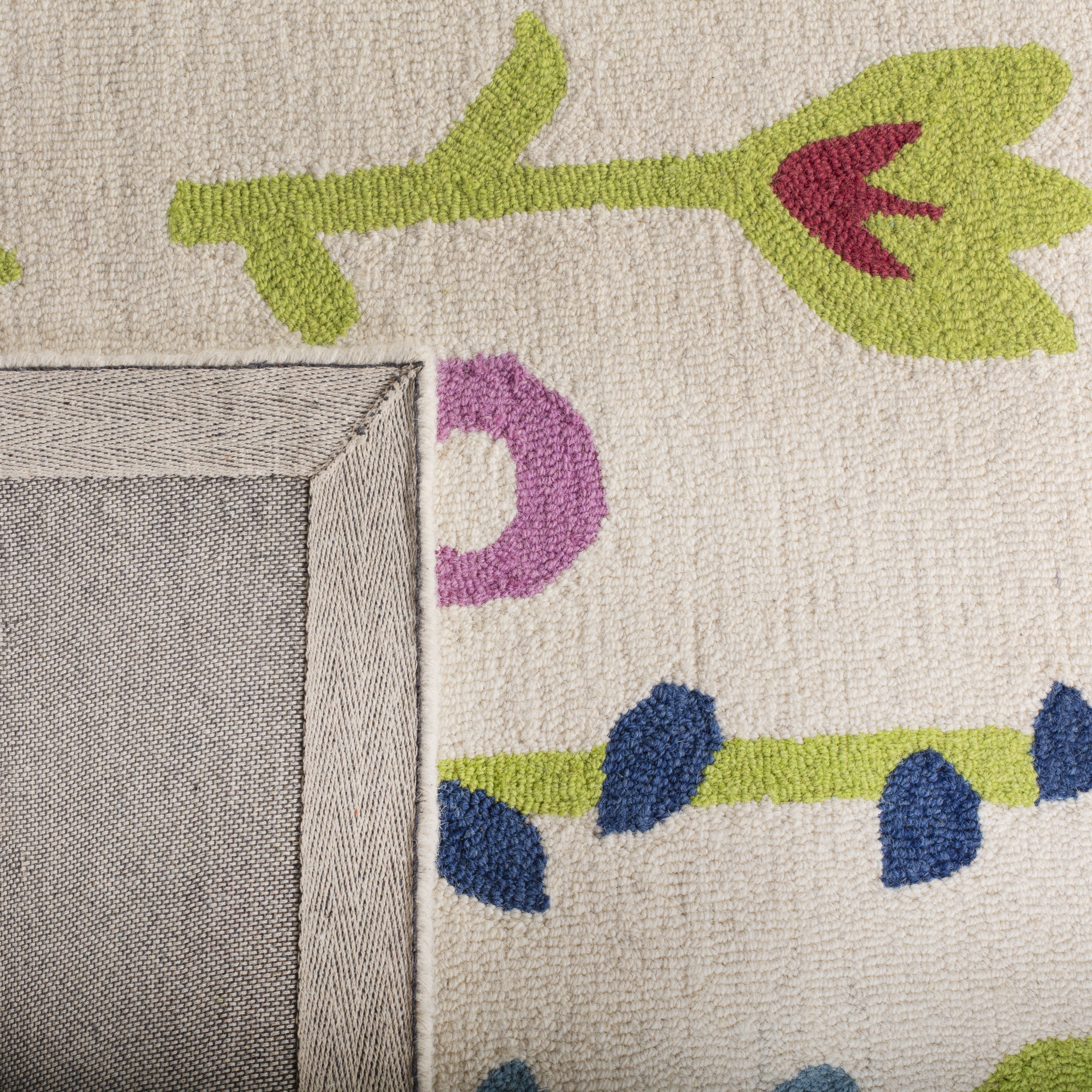 SAFAVIEH Kids Antoinette Floral Wool Runner Rug, Ivory/Pink, 2'6" x 8'