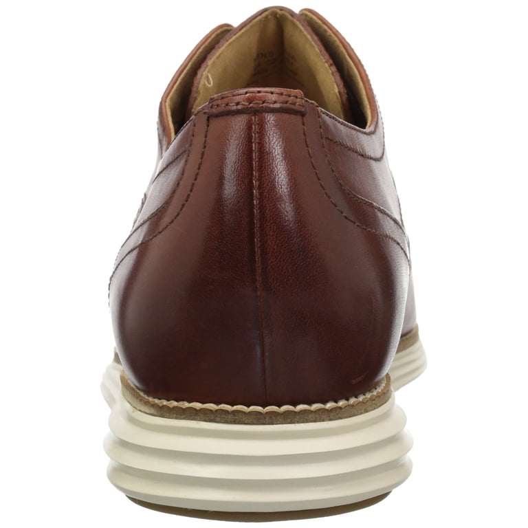 Cole Haan Men display picture 3