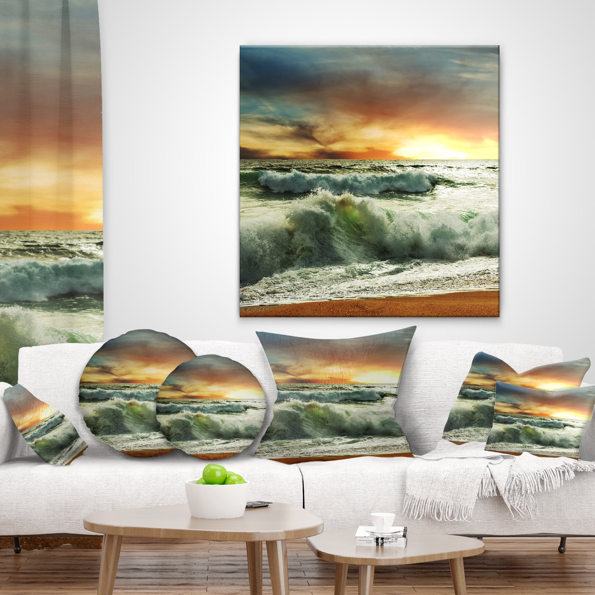 Designart Rushing Waves in Evening Beach - Seashore Throw Pillow - 18x18